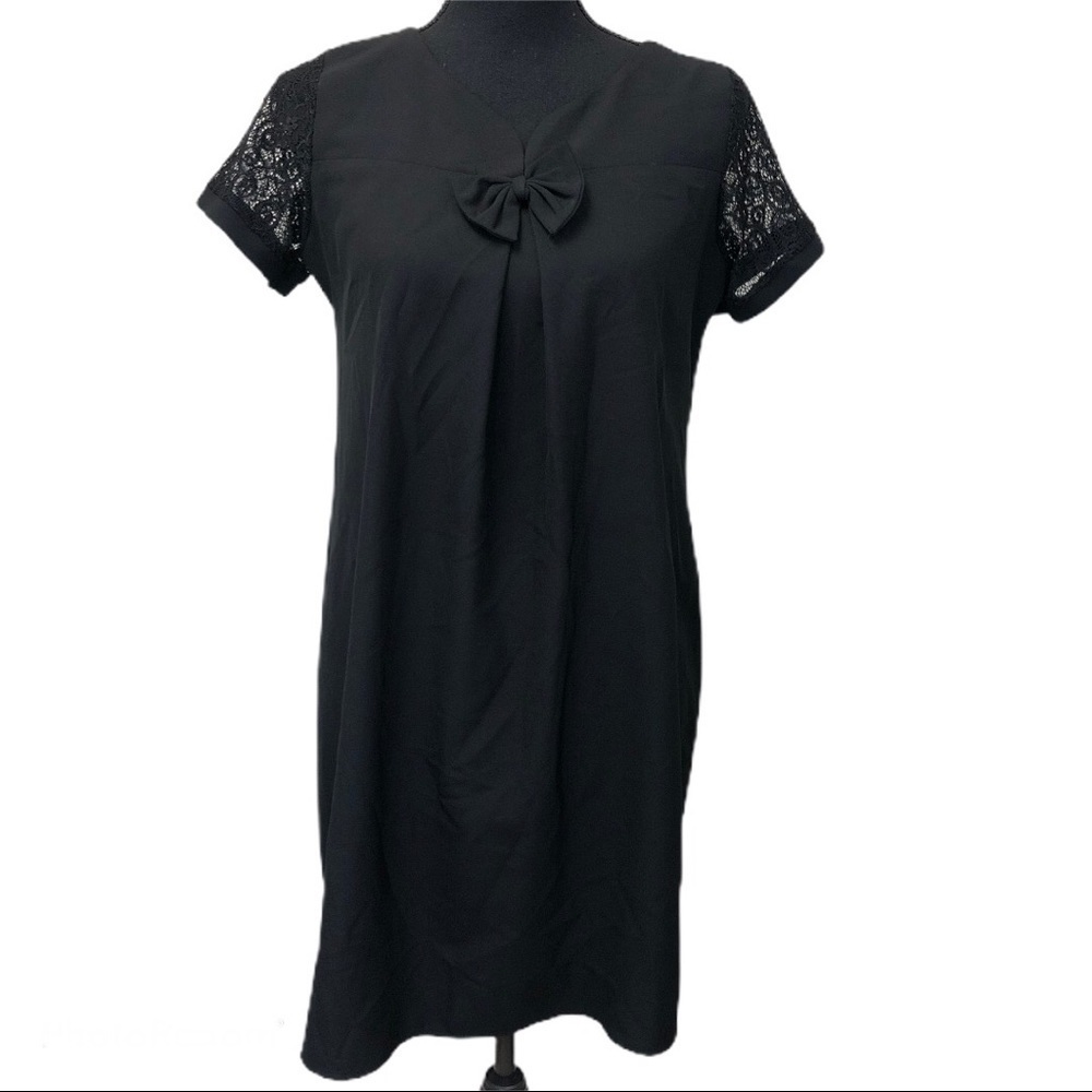 5/$20 MUMS black shift‎ dress lace sleeves